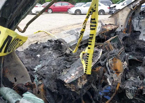 2014 Ford Explorer Xlt z USA, uszkodzony, nr VIN 1FM5K7D80EGA21093